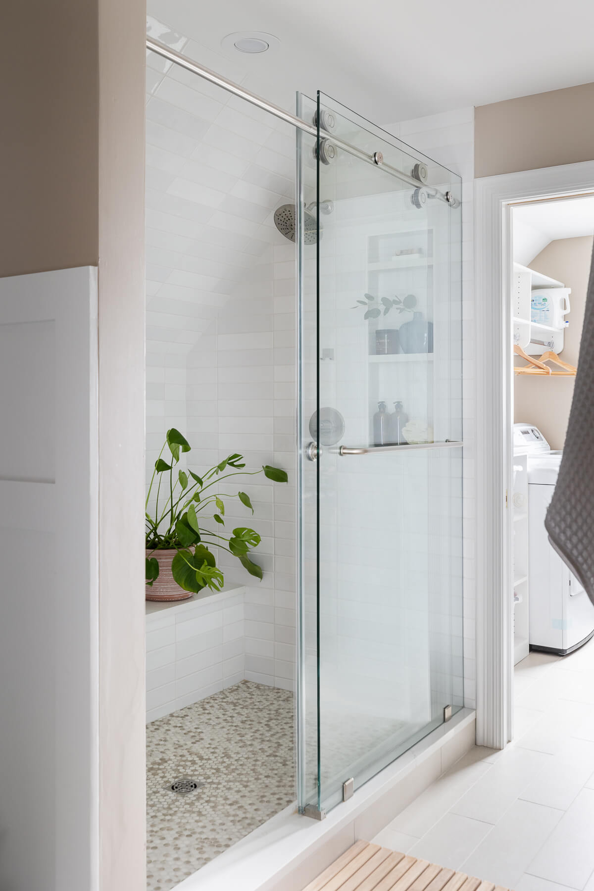 023 6410 Orchid Hill Dr Internet